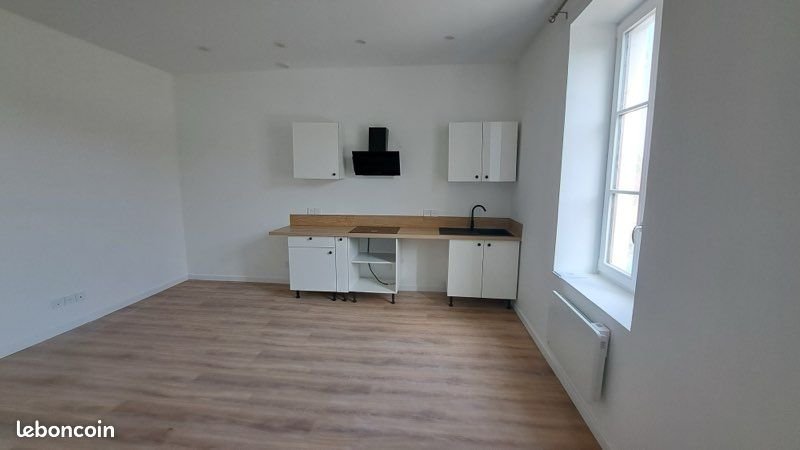 Appartement à louer, 45m², Saint-Jean-de-Soudain