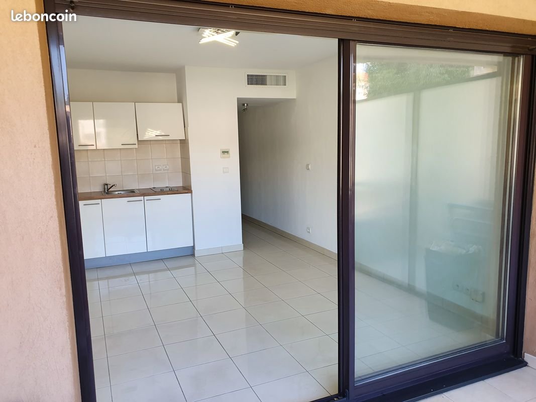 Appartement à louer, 23m², Cannes