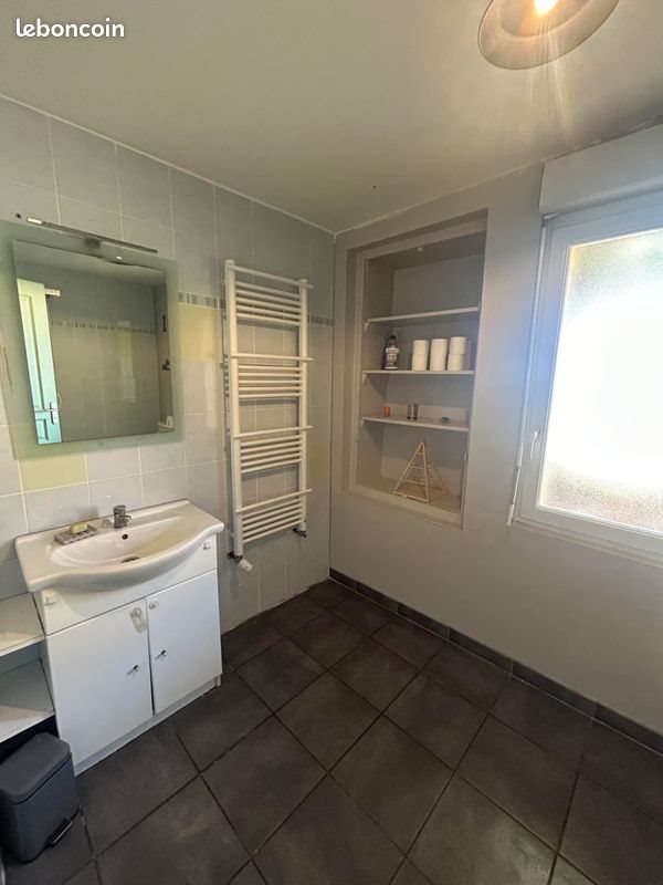 Appartement à louer, 30m², Pont-de-l'Isère