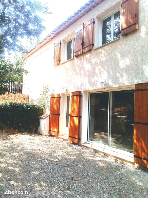 Maison à louer, 130m², Saint-Maximin-la-Sainte-Baume