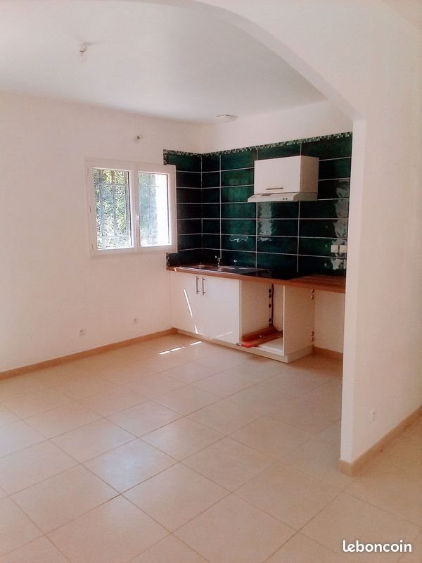 Maison à louer, 130m², Saint-Maximin-la-Sainte-Baume