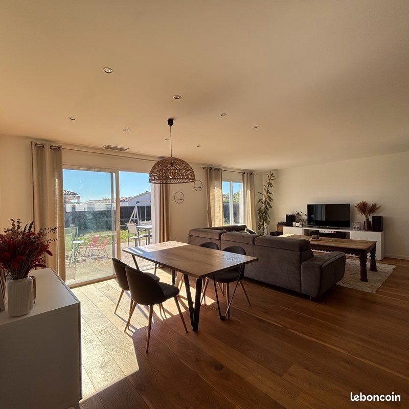 Maison à vendre, 110m², Laglorieuse