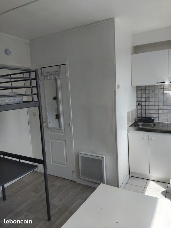 Appartement à louer, 18m², Loos