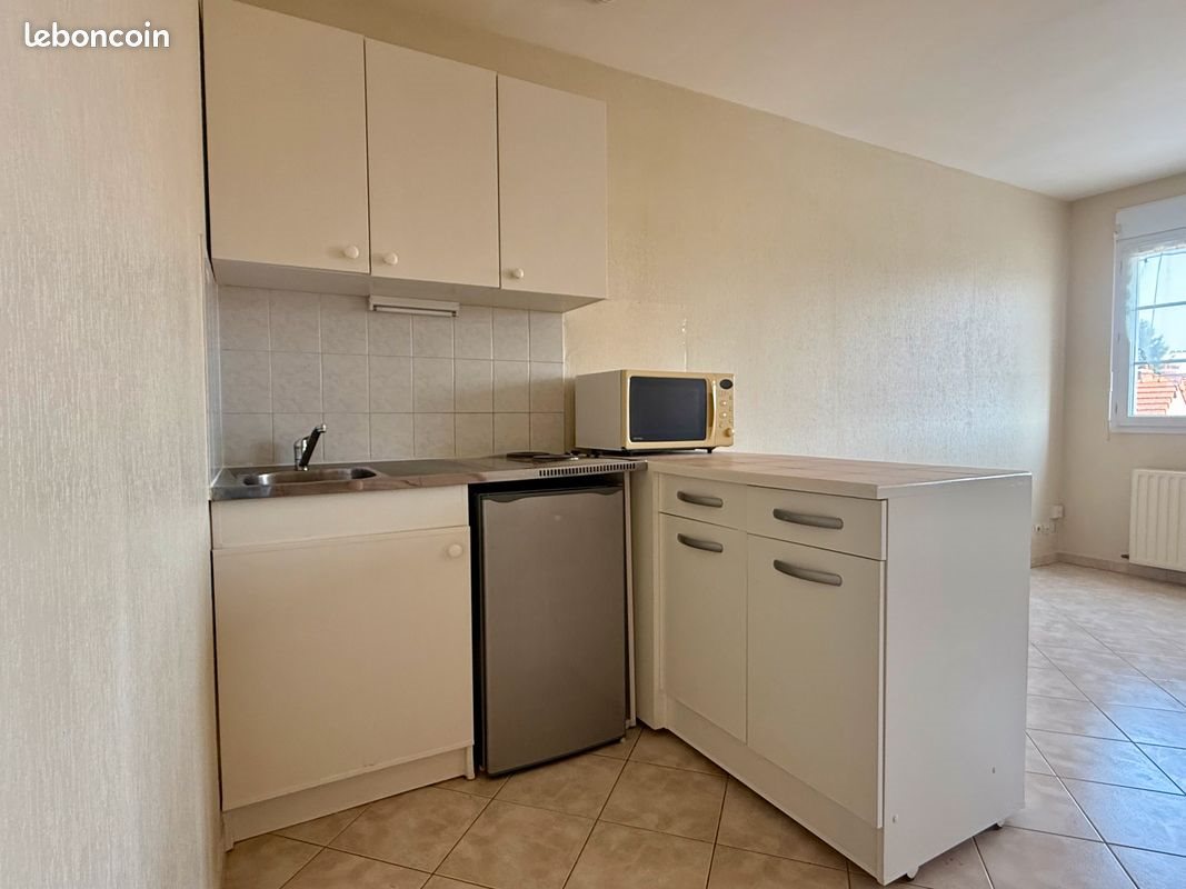 Appartement à louer, 29m², Melun
