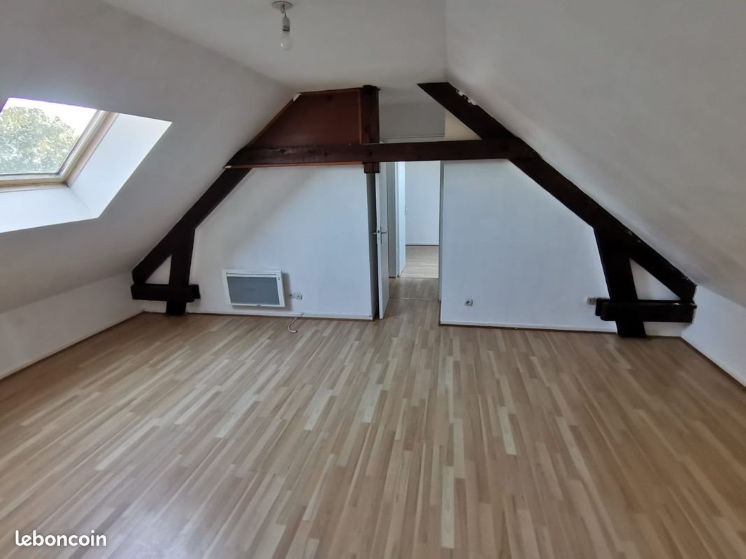 Maison à louer, 70m², Oresmaux