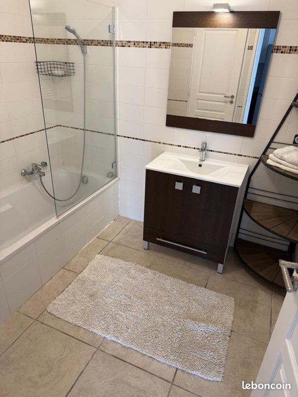 Appartement à louer, 50m², Alata