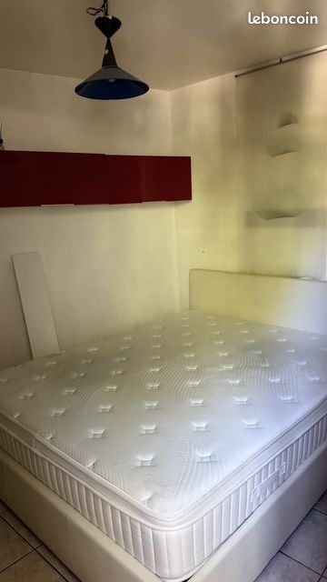Appartement à louer, 40m², La Tour-d'Aigues