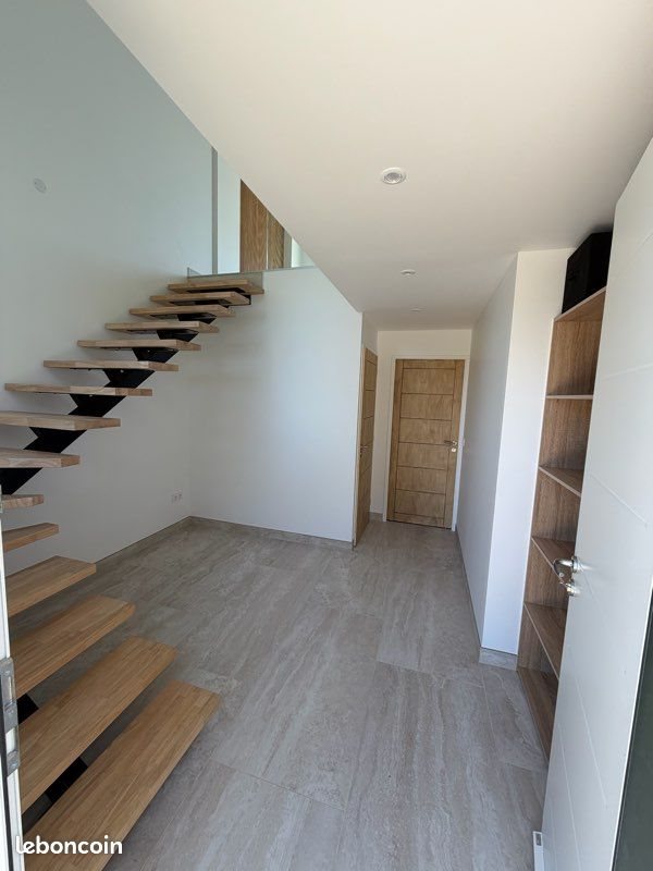 Maison à vendre, 240m², Roussennac