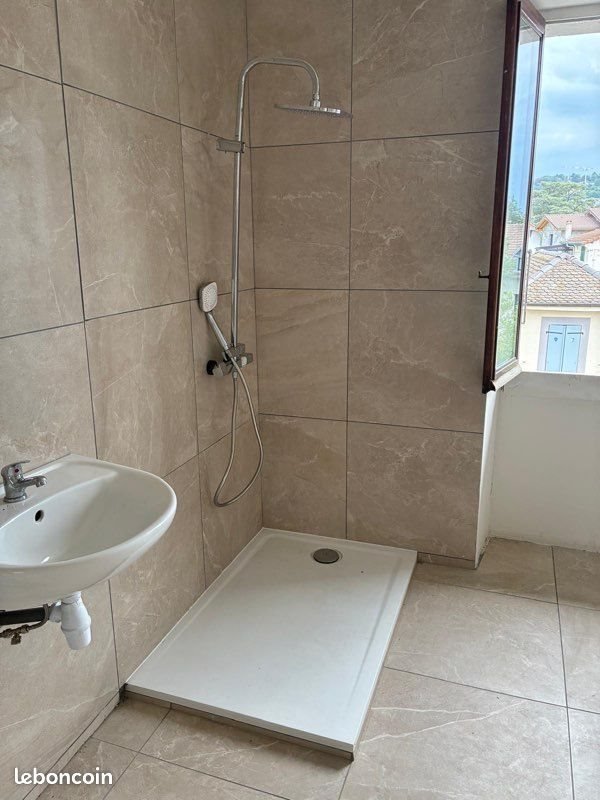 Appartement à louer, 60m², Annemasse