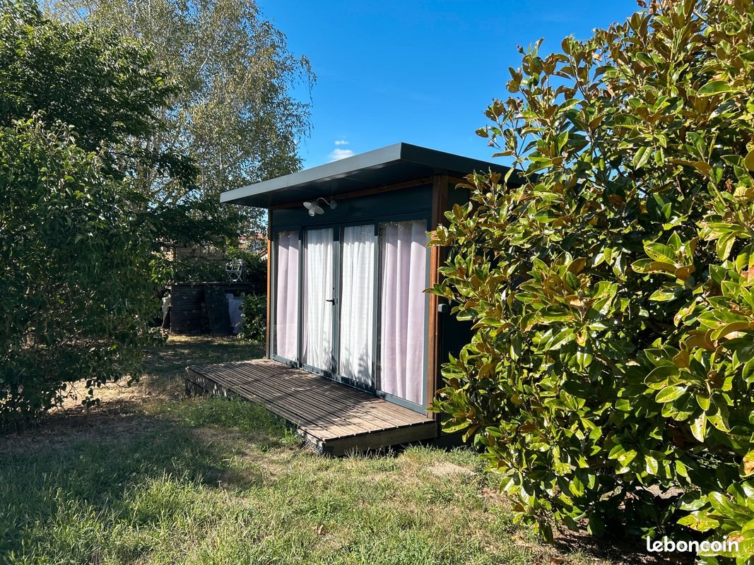 Maison à louer, 20m², Saint-Genis-les-Ollières