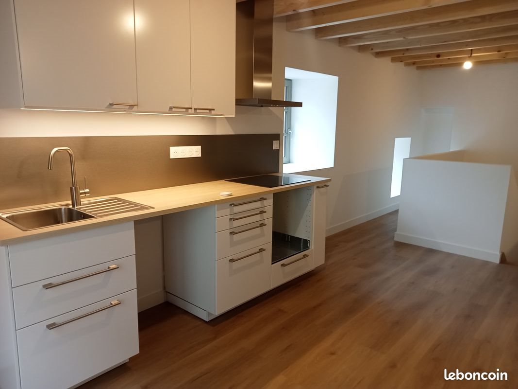 Maison à louer, 92m², Chinon