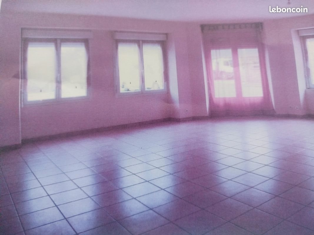Appartement à louer, 90m², Malestroit