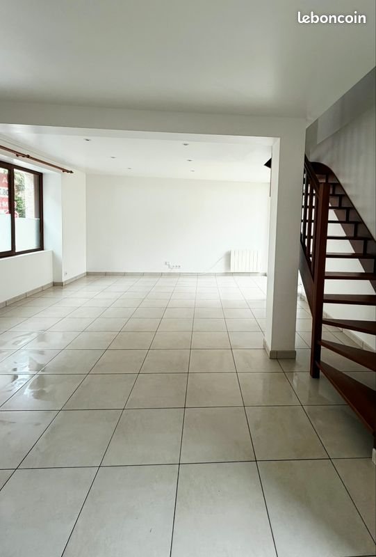Maison à louer, 65m², Noyal-Pontivy