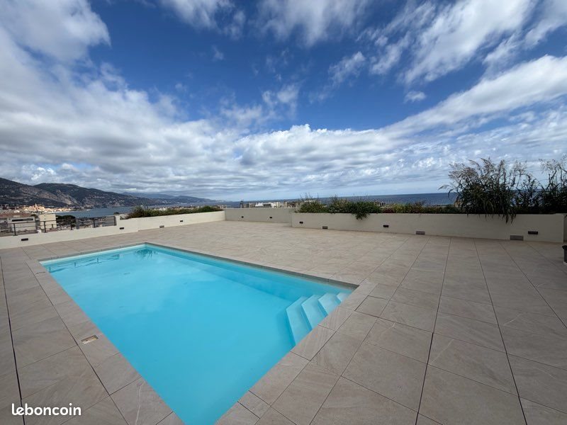 Appartement à louer, 40m², Roquebrune-Cap-Martin
