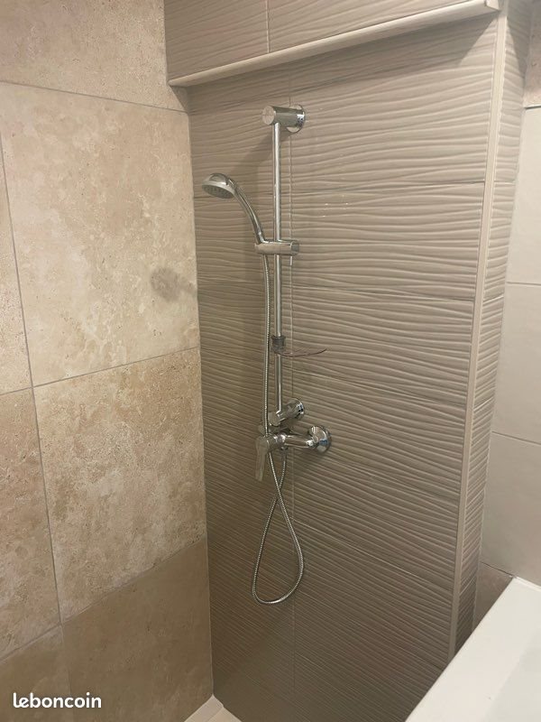 Appartement à louer, 55m², Privas