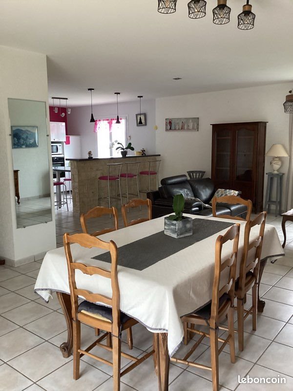 Maison à louer, 90m², Dunières