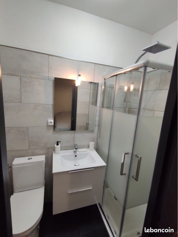 Appartement à louer, 32m², Nîmes