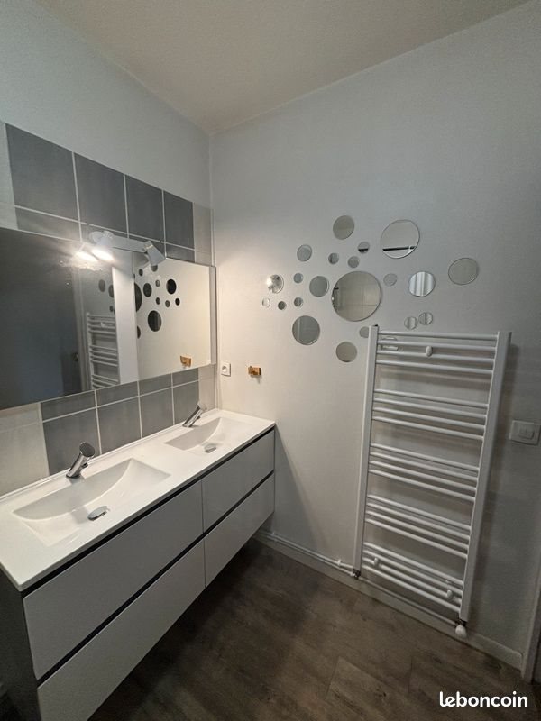 Appartement à louer, 69m², Pau