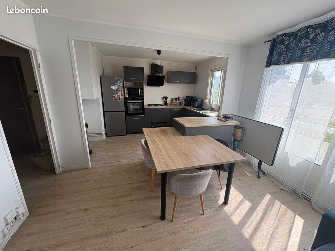 Appartement à vendre, 76m², Grigny