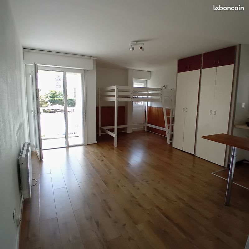 Appartement à louer, 28m², Talence