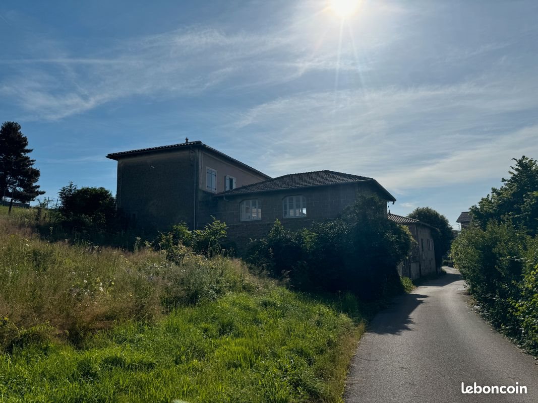 Maison à louer, 108m², Le Perréon