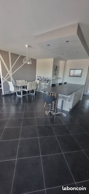 Appartement à vendre, 99m², Vitrolles