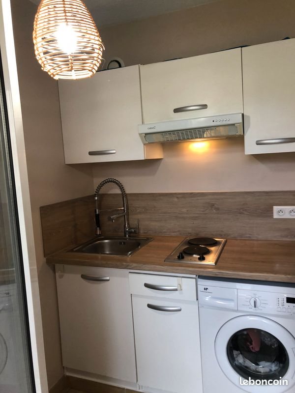 Appartement à louer, 27m², Lons