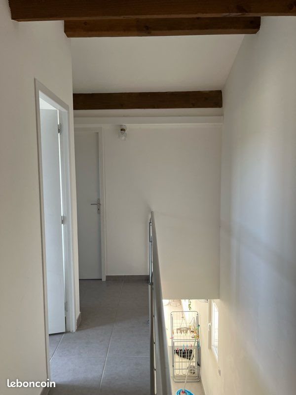 Maison à louer, 90m², Redessan