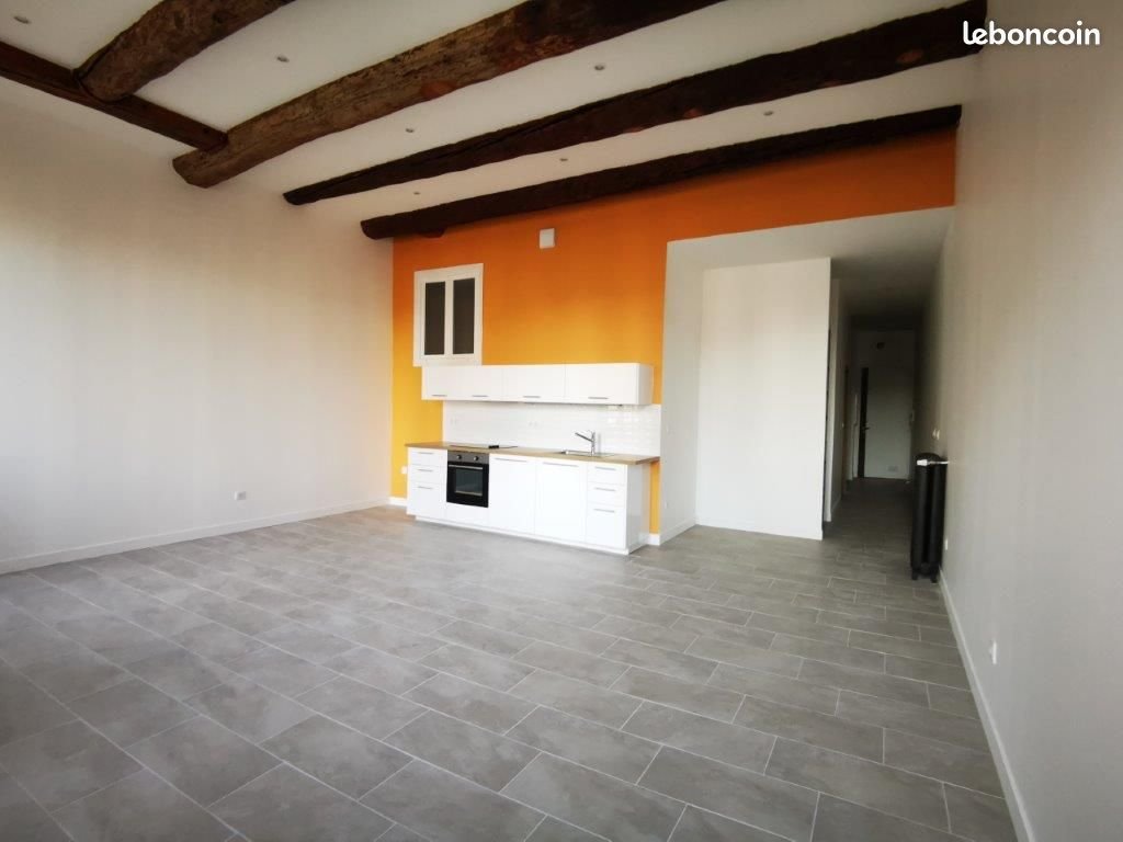 Appartement à louer, 81m², Marseille 1er