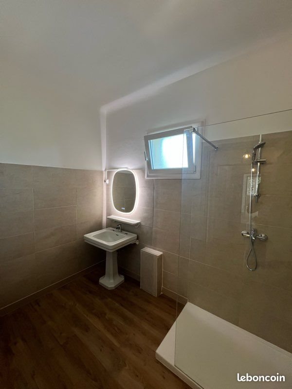 Appartement à louer, 120m², Montélimar