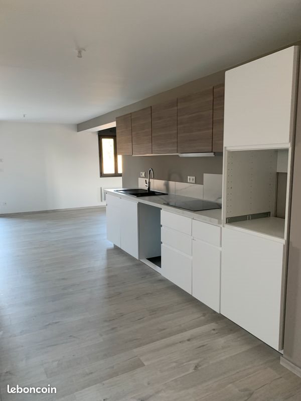 Appartement à louer, 131m², Prémanon