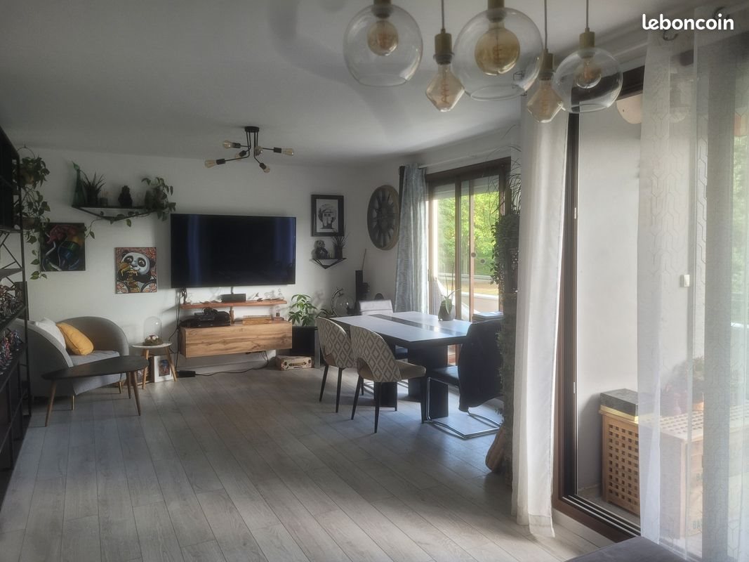 Appartement à louer, 100m², Oullins