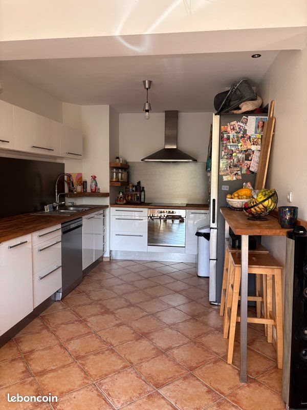 Maison à louer, 102m², Pignans