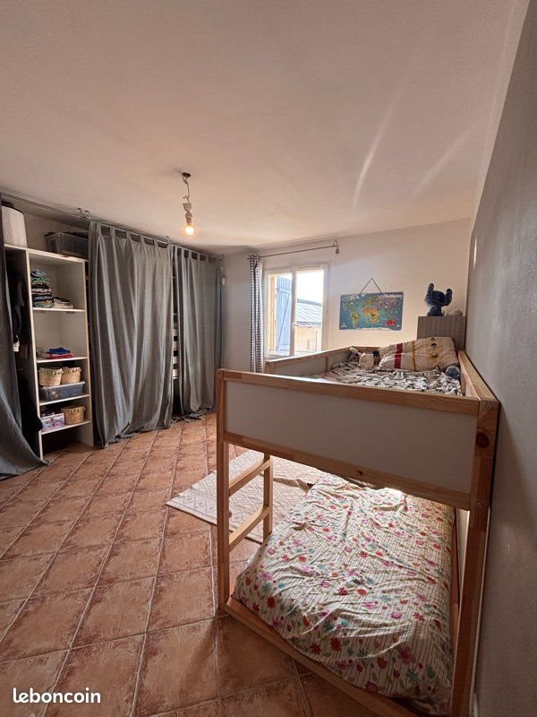 Maison à louer, 102m², Pignans
