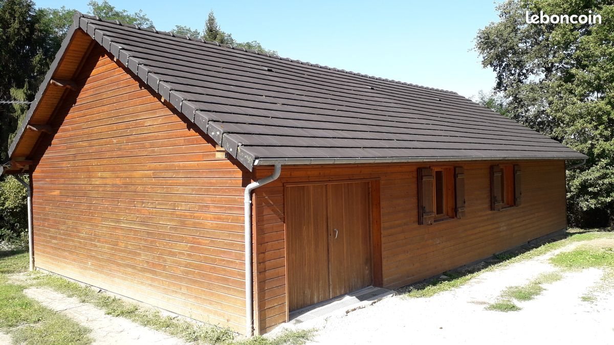 Maison à louer, 95m², Beynat