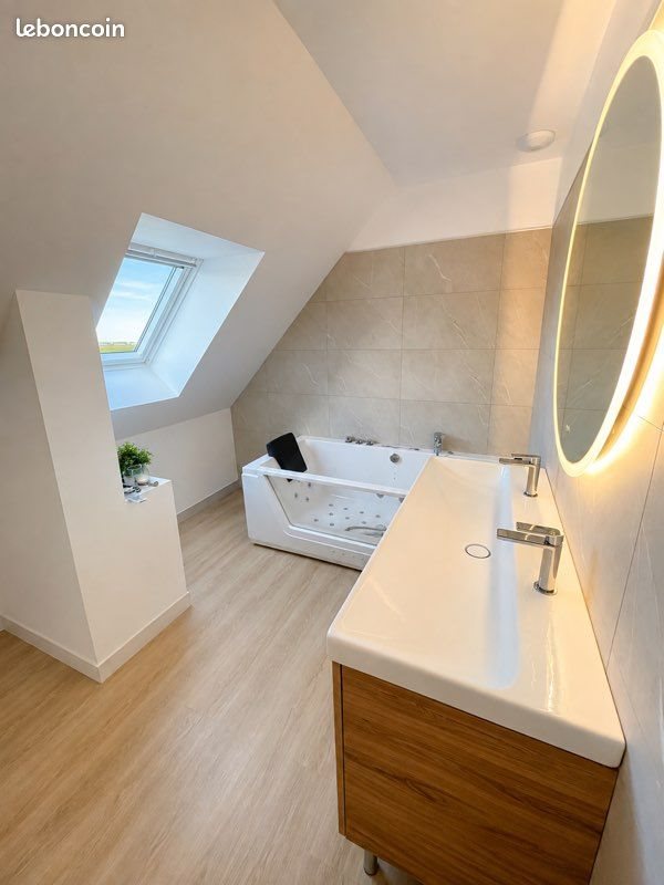 Maison à vendre, 115m², Castine-en-Plaine