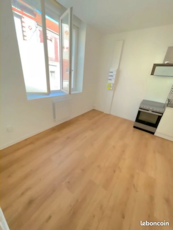 Appartement à louer, 27m², Brebières