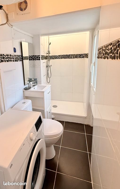 Appartement à louer, 16m², Courbevoie