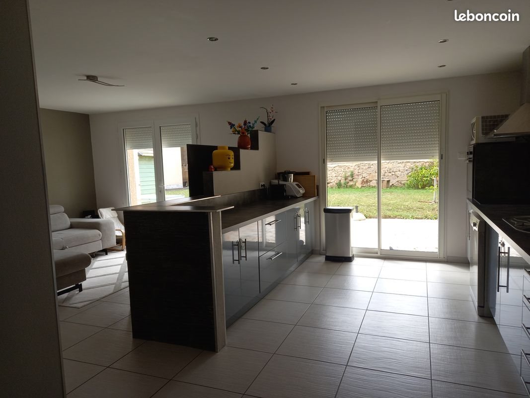 Maison à vendre, 235m², Bas-en-Basset
