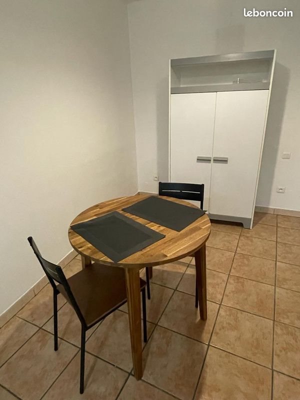 Appartement à louer, 18m², Béziers