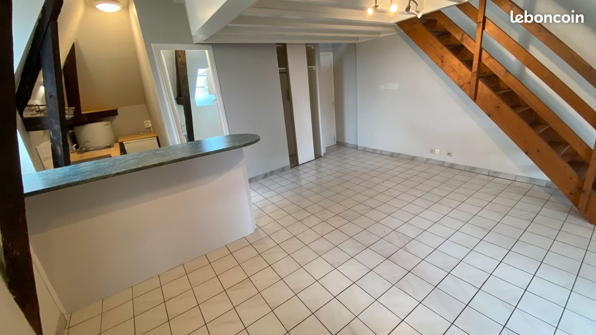 Appartement à louer, 271m², Acigné