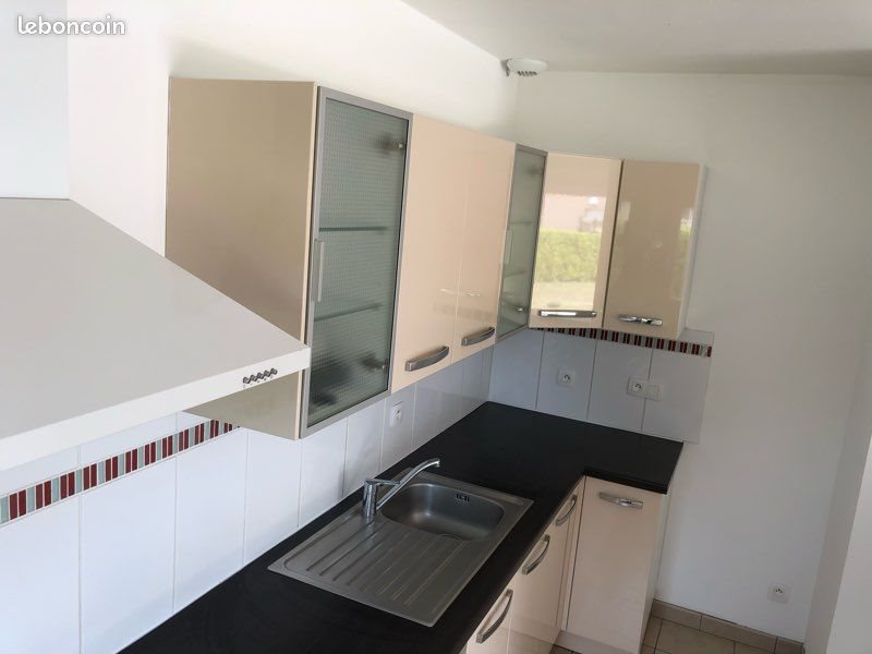 Appartement à louer, 82m², Dury
