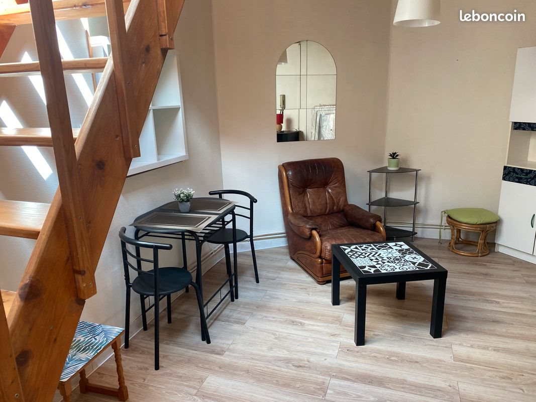Appartement à louer, 25m², Douai