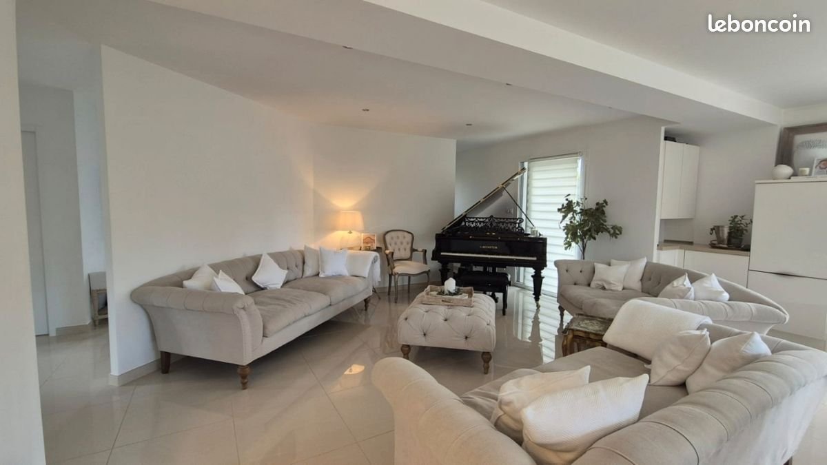 Maison à vendre, 200m², Le Chambon-sur-Lignon