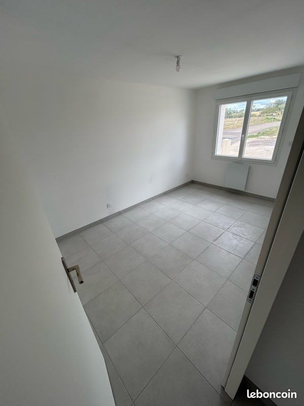 Appartement à louer, 72m², Auxerre