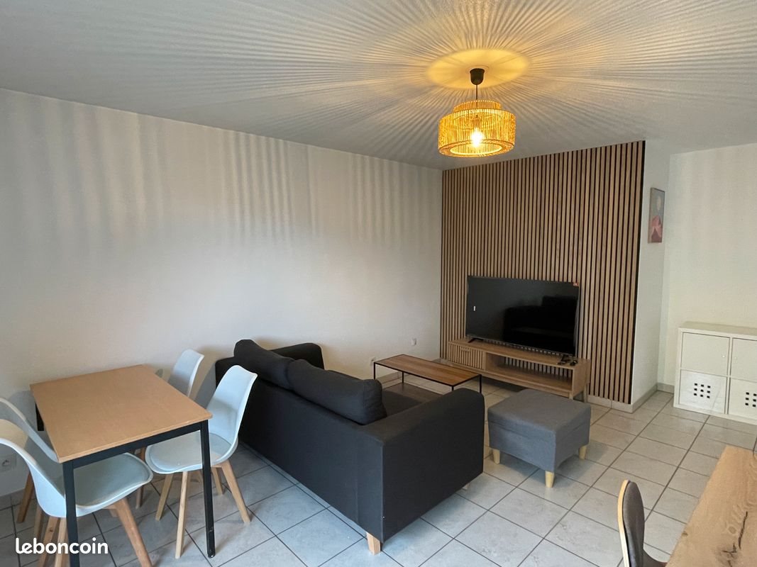 Appartement à louer, 61m², Ville-la-Grand