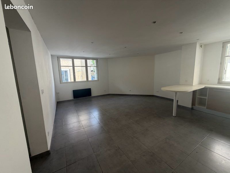 Appartement à louer, 70m², Narbonne