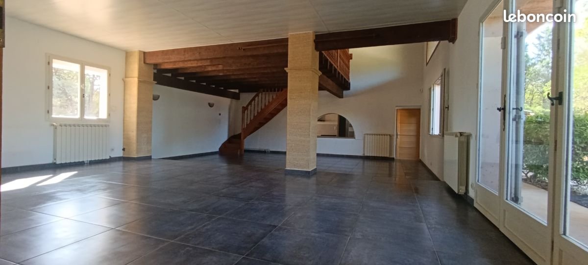 Maison à vendre, 220m², Lédenon