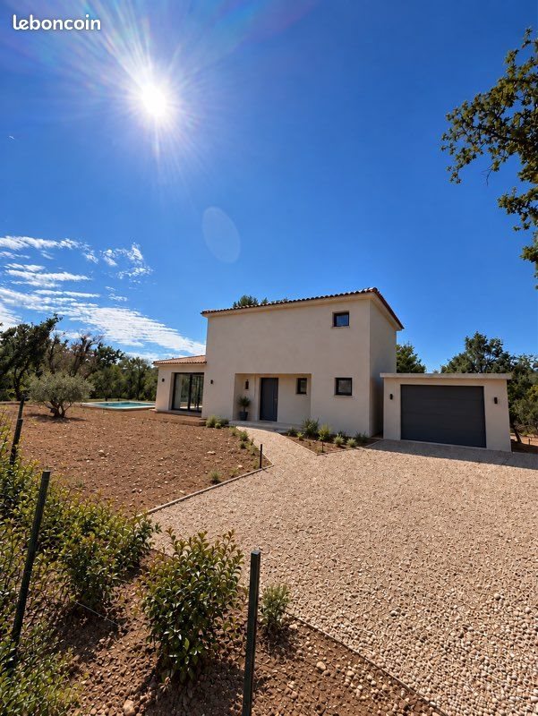 Maison à louer, 124m², Saint-Cézaire-sur-Siagne