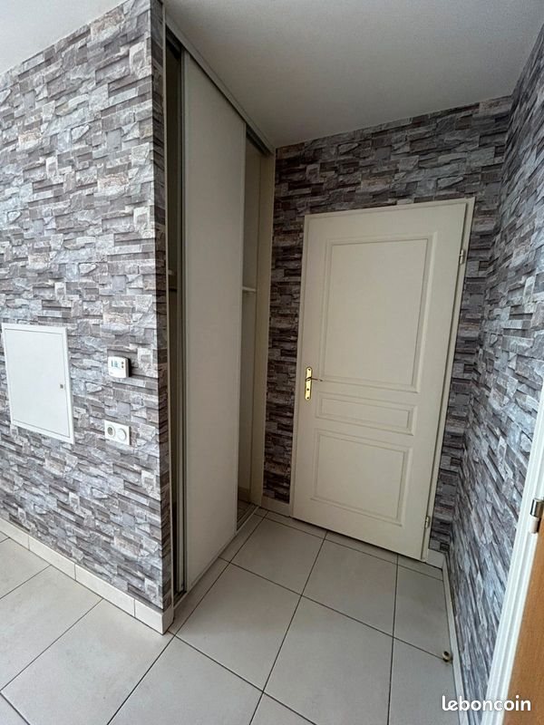 Appartement à louer, 40m², Chevigny-Saint-Sauveur
